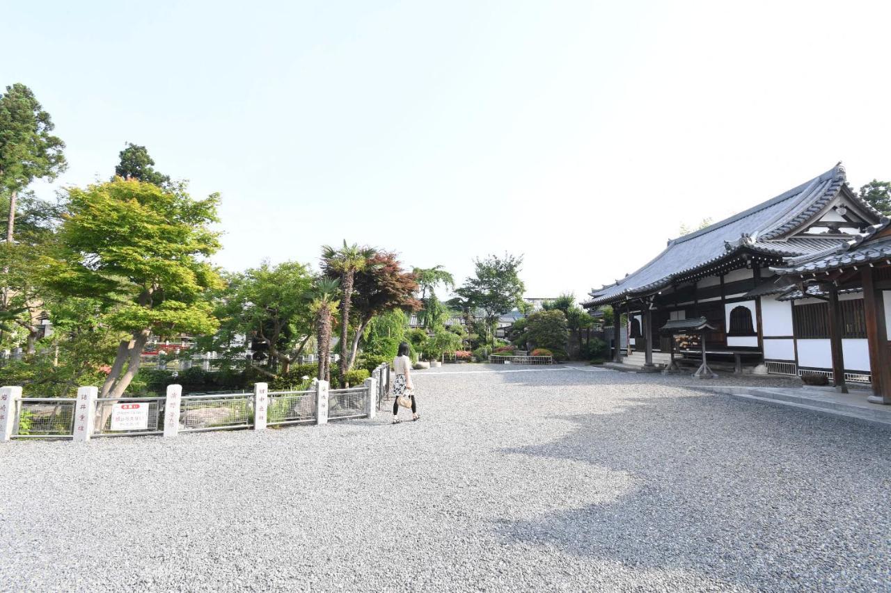お一人様大歓迎乳幼児不可12歳から可丸ごと貸切りではない部屋の素泊まり静かな方無料wifi Irumagawa Exteriör bild